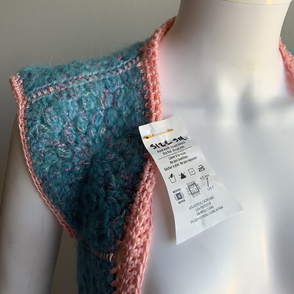Gorgeous Knit Vest Sz Small - Picture 3 of 7